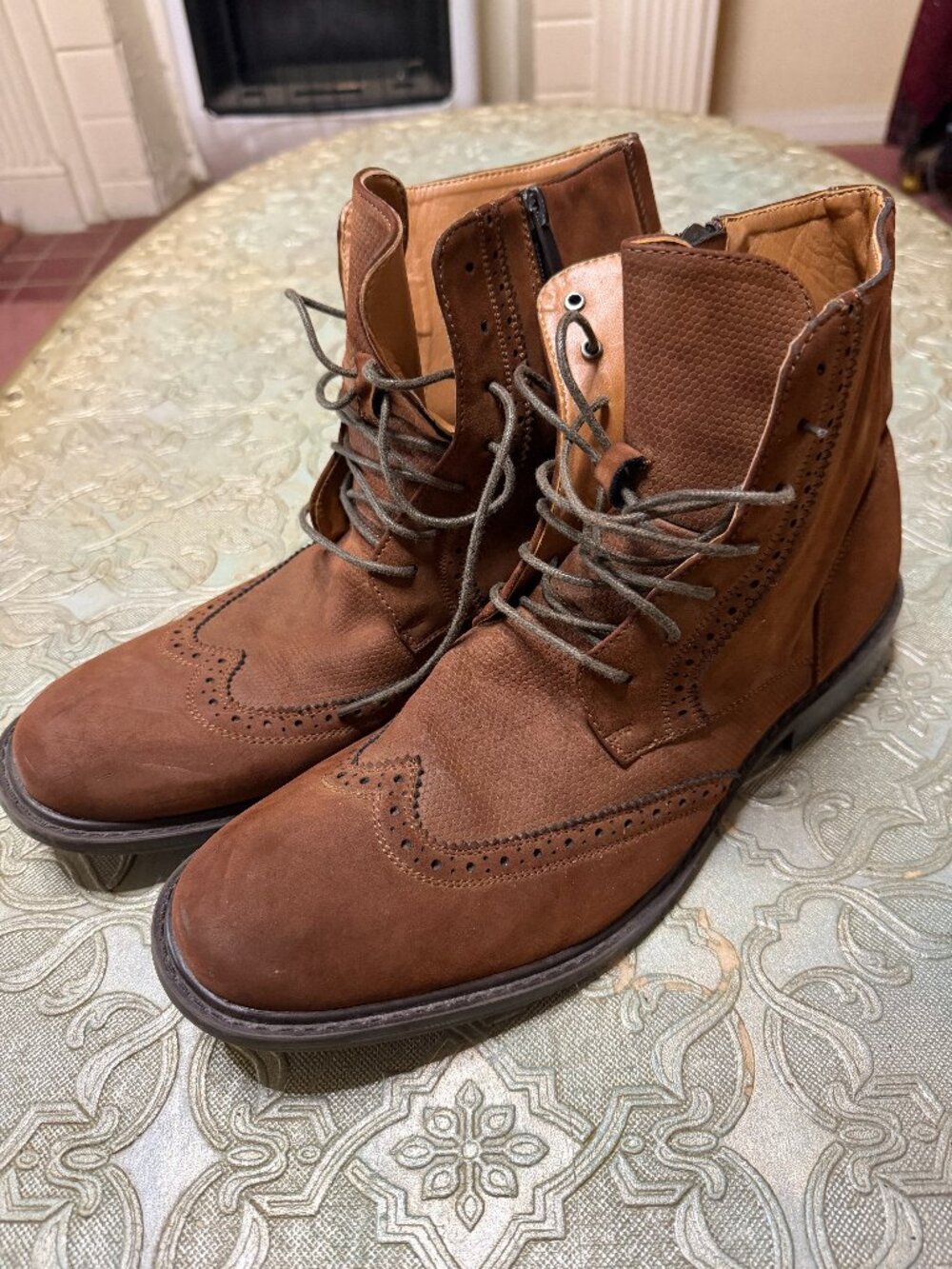 Kenneth Cole Unlisted